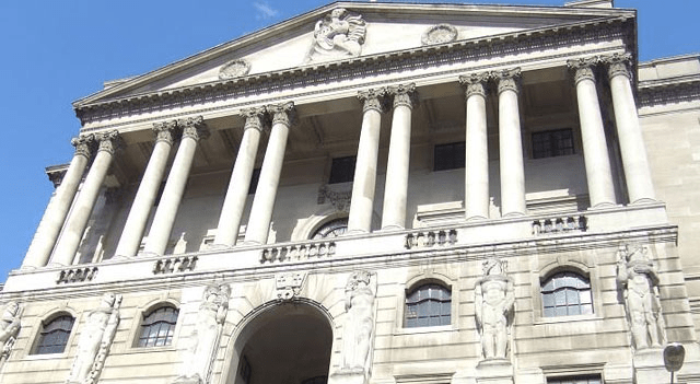 European Midday Briefing: Hot UK Inflation Print Drags on Stocks