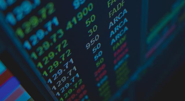 Dow Jones, S&P 500 And Nasdaq Futures Extend Losses As AI Bubble Fears Rattle Wall Street