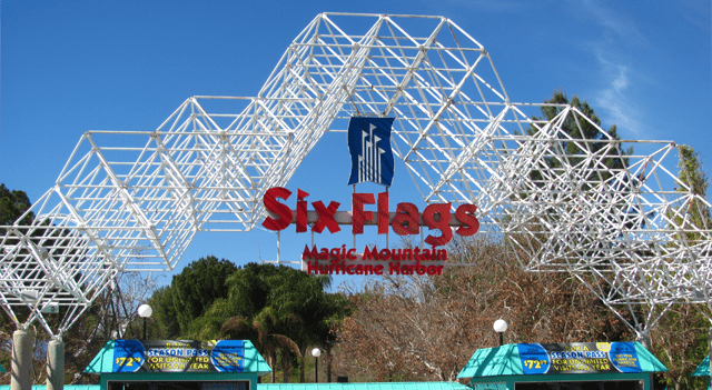 Six Flags Shares Climb as JANA Partners Reaffirms 9% Stake Despite Leadership Change