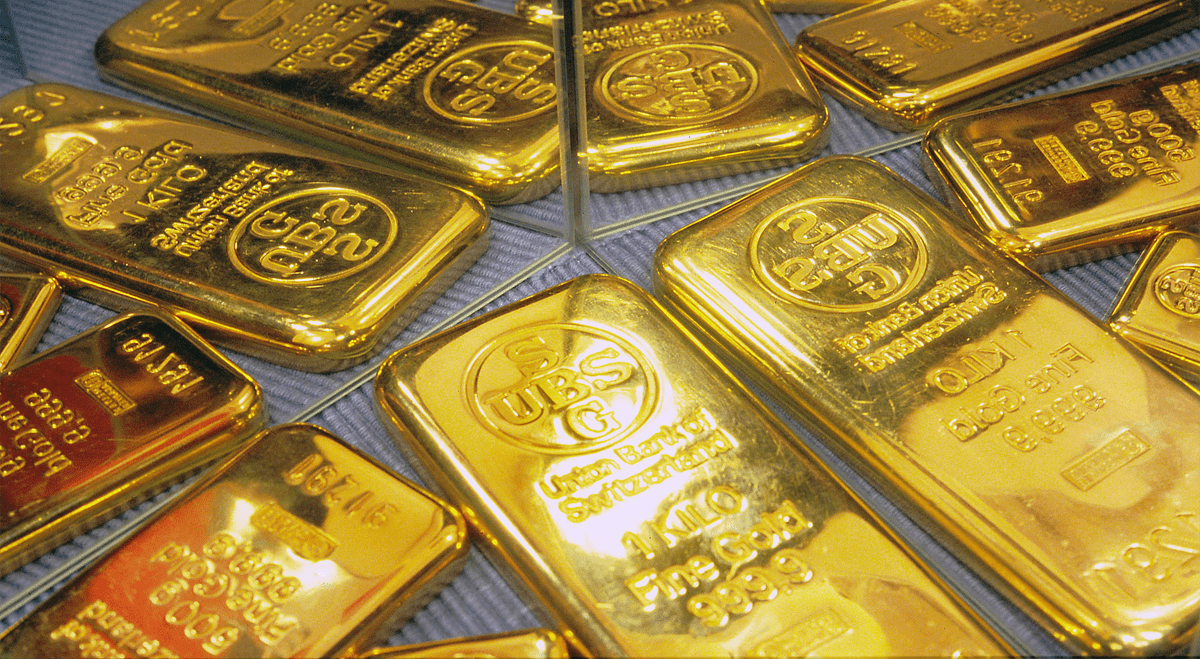 Gold Recovers as Investors Await Clarity on U.S.-Iran Negotiations