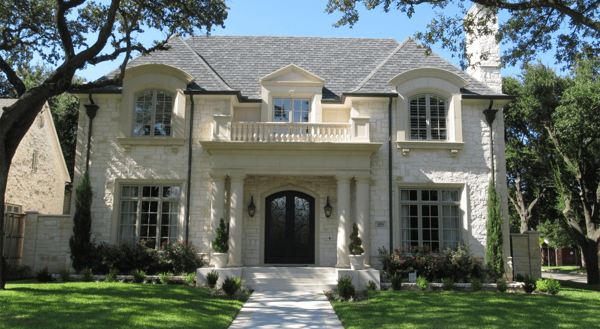 FirstService Residential Expands Luxury Residential Strategy Through Forbes Travel Guide Partnership (FSV)