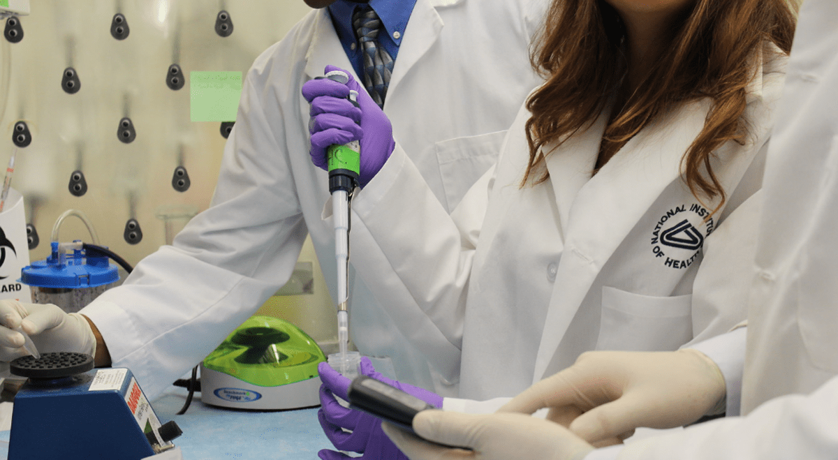 Aimwell Bio Highlights Verified Biopharma Intelligence Network Strategy Amid Growing AI Trust Concerns (AIMN)