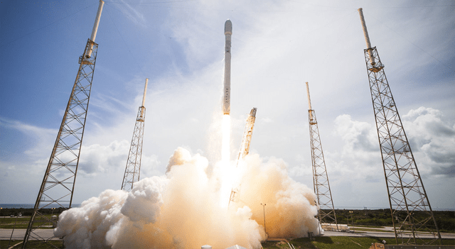 SpaceX IPO targets retail investors as hype builds around record-breaking debut