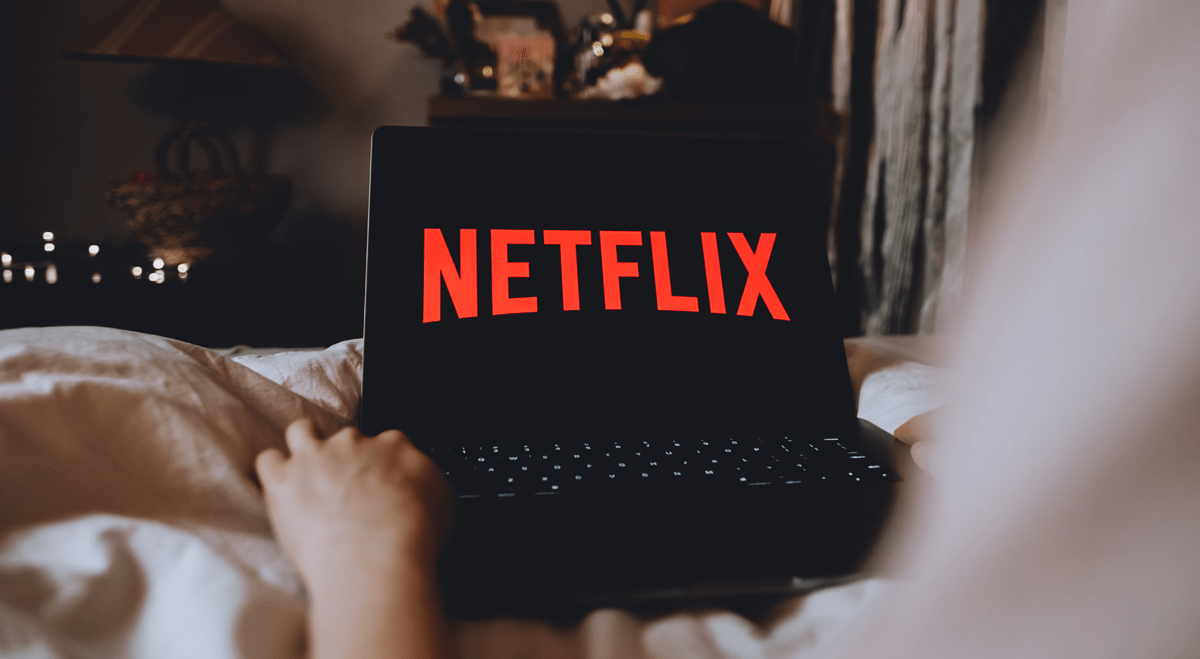 Why Is Netflix Stock Falling Over 5% Despite Beating Third-Quarter Earnings Estimates?