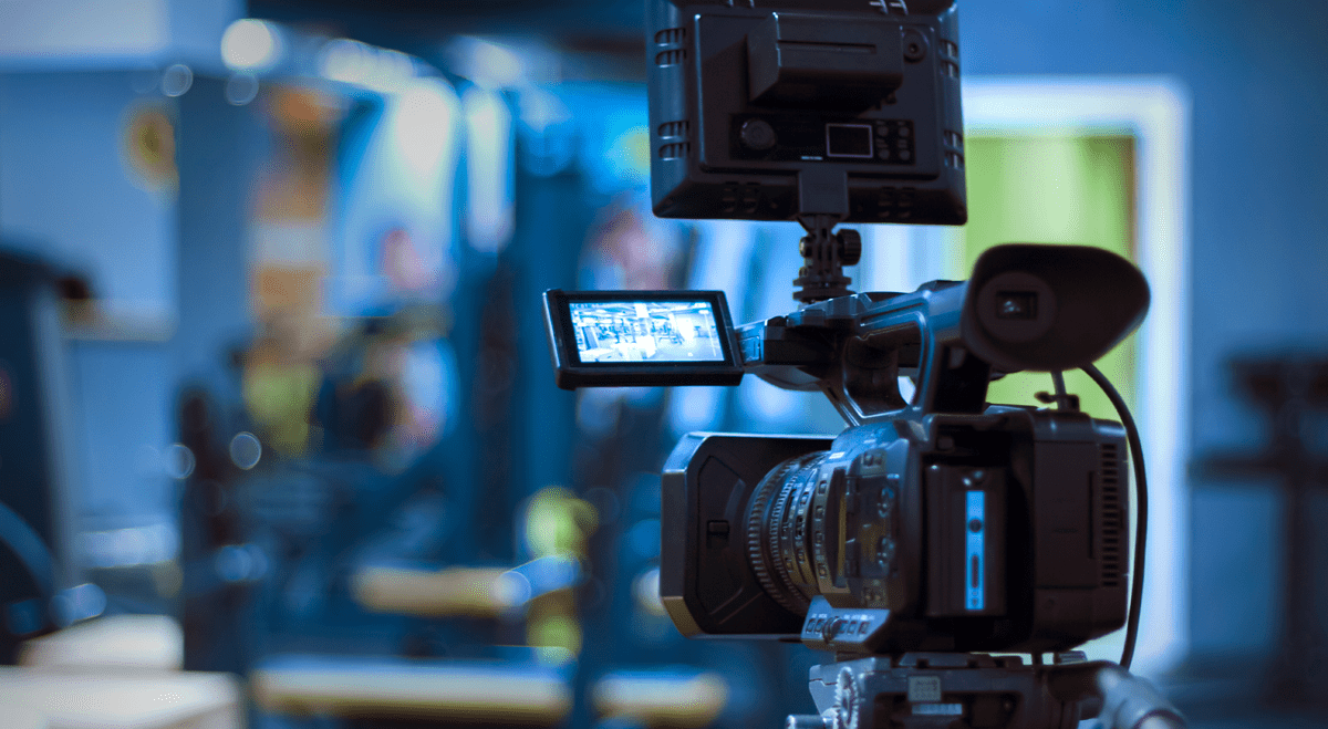 iQIYI Shares Fall After Q2 Earnings Miss and Wider Net Loss