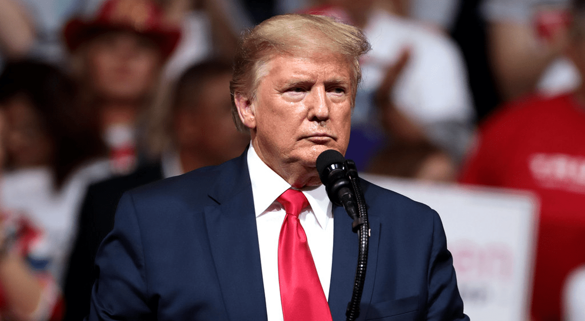Trump Media Sued Over Paid Early Access to Trump Policy Posts