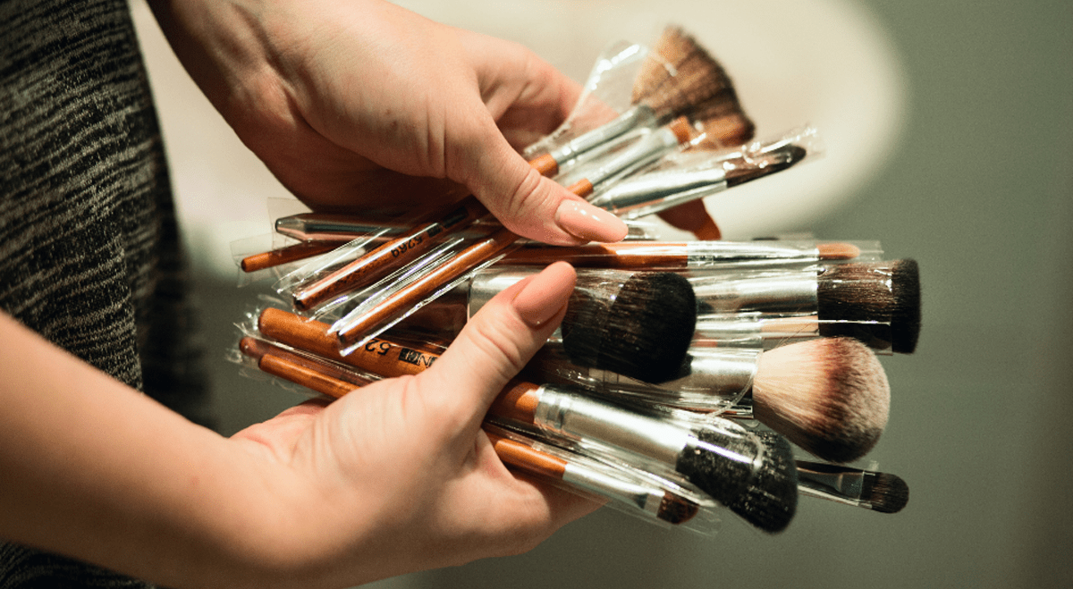 Helen of Troy Shares Jump 8.3% After Q2 Earnings Beat and Higher Full-Year Guidance