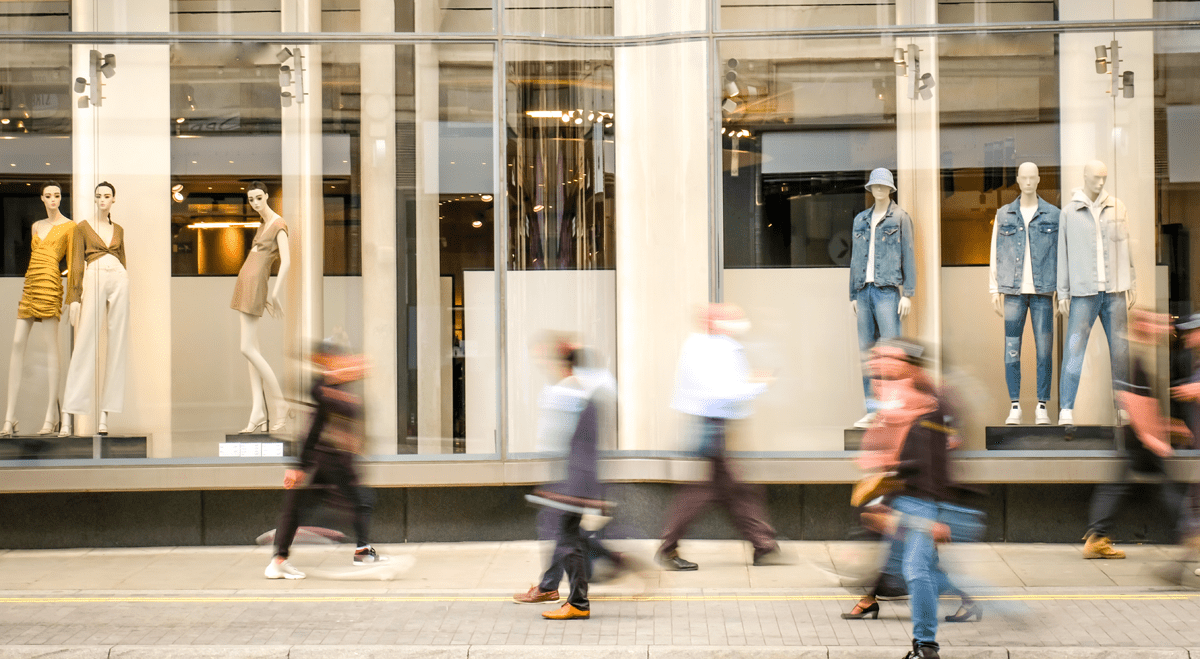 J.Jill shares rise 14.8% after Q2 earnings beat and higher annual outlook