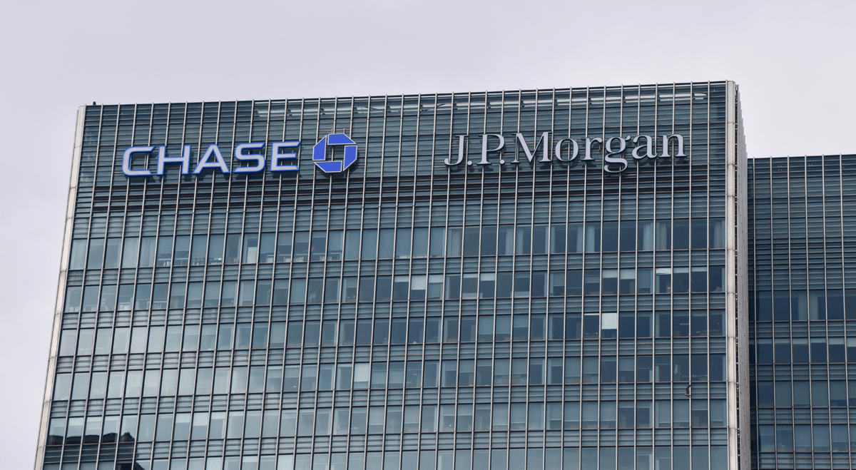 JPMorgan Tops Second-Quarter Forecasts as Investment Banking and Trading Revenue Surge (JPM)