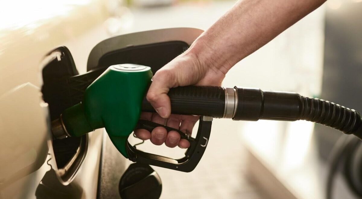 Diesel margins hold near records as supply tightens
